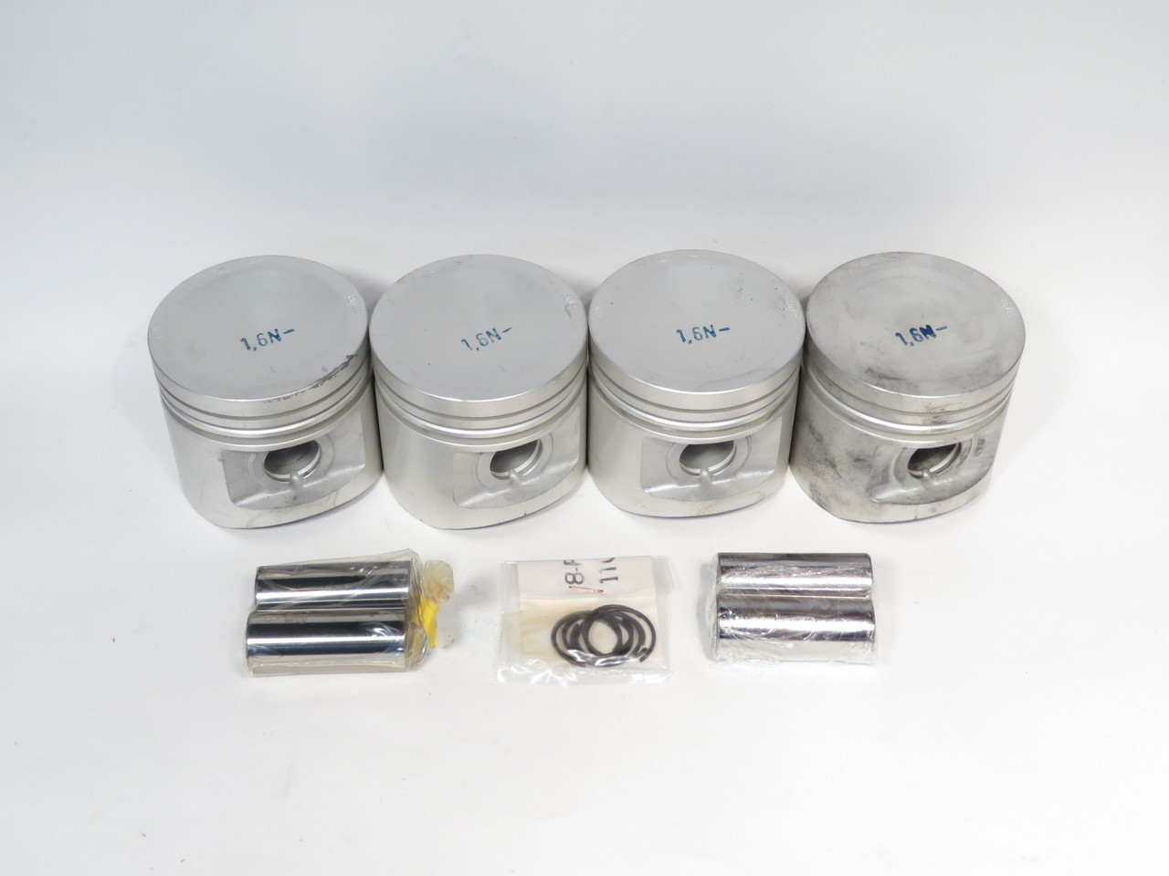 VW Rabbit Dasher Scirocco & Jetta 1.6L 1.00mm Oversize Engine Piston Set  P1291-1.00mm