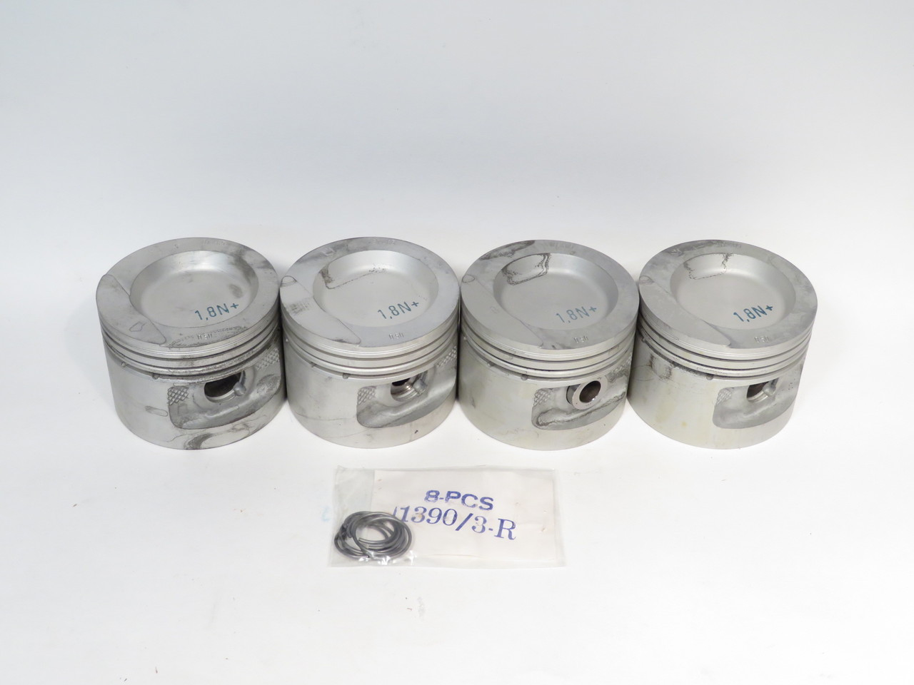 VW Golf GTi Jetta GLi Rabbit GTi & Scirocco Engine Piston Set .50mm Oversize