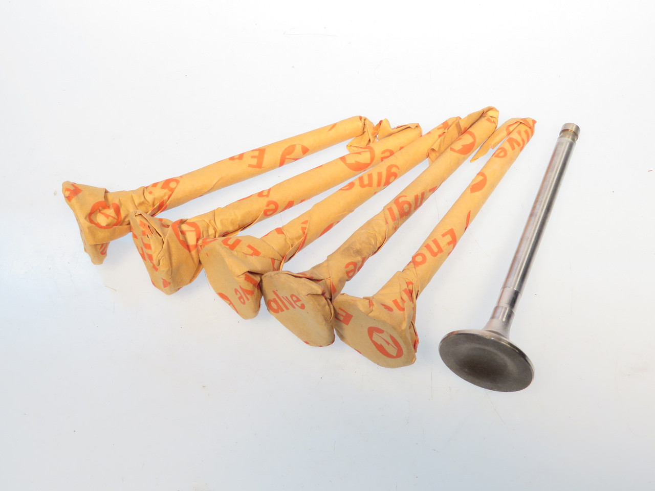 Toyota Corona MKII & Crown 2563cc 4M Exhaust Valve Set  13715-41010