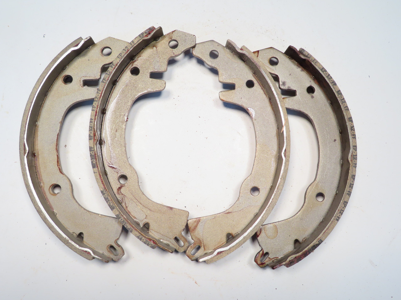 Renault Dauphine Caravelle & Gordini Front Brake Shoe Set  BS107