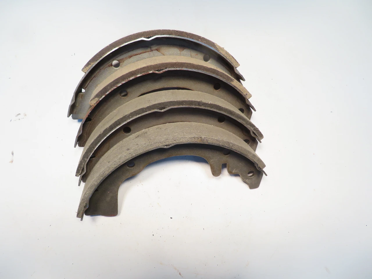 Renault Dauphine Caravelle & Gordini Front Brake Shoes  BS90