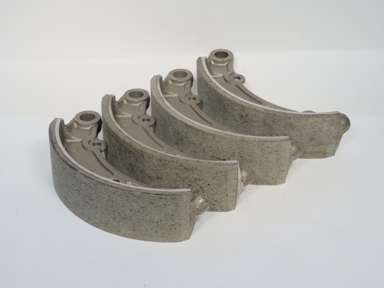 Mercedes Benz 180 180a & 180D Front Brake Shoe Set (Set of 4) 10144