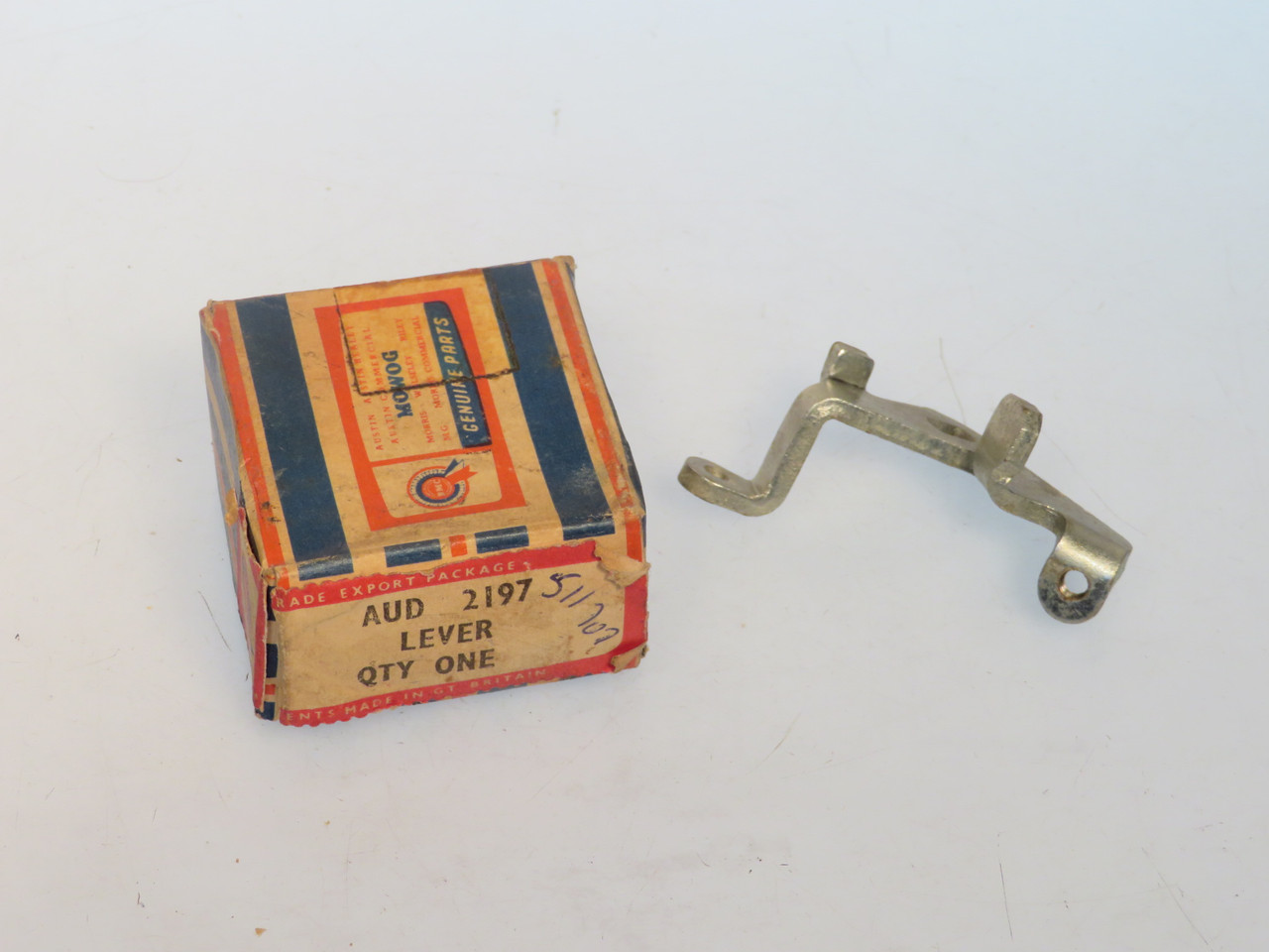 Austin Healey 3000 BJ7 & MGA Rear Carburetor Throttle Return Lever  AUD2197