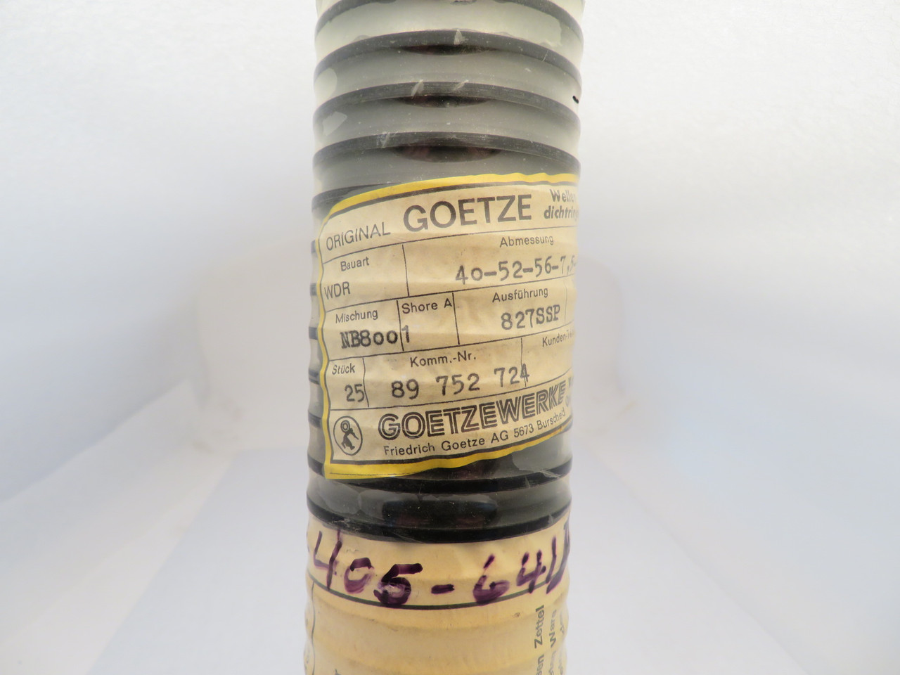 VW Beetle Super Beetle Karmann Ghia & Thing Goetze Front Wheel Oil Seals  111.405.641B