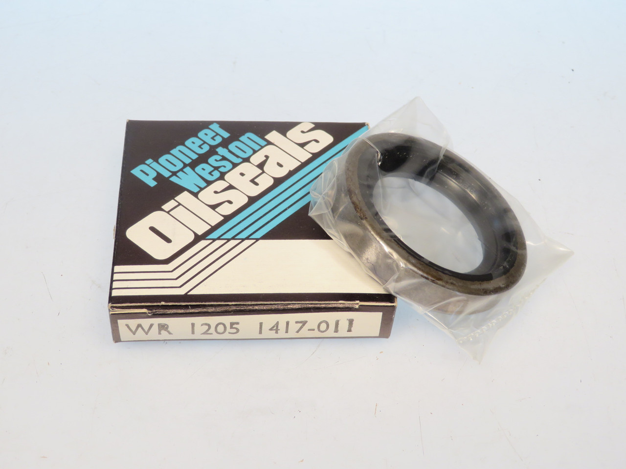 Triumph TR7 Spitfire & MG Midget Transmission Rear Oil Seal  WR1205