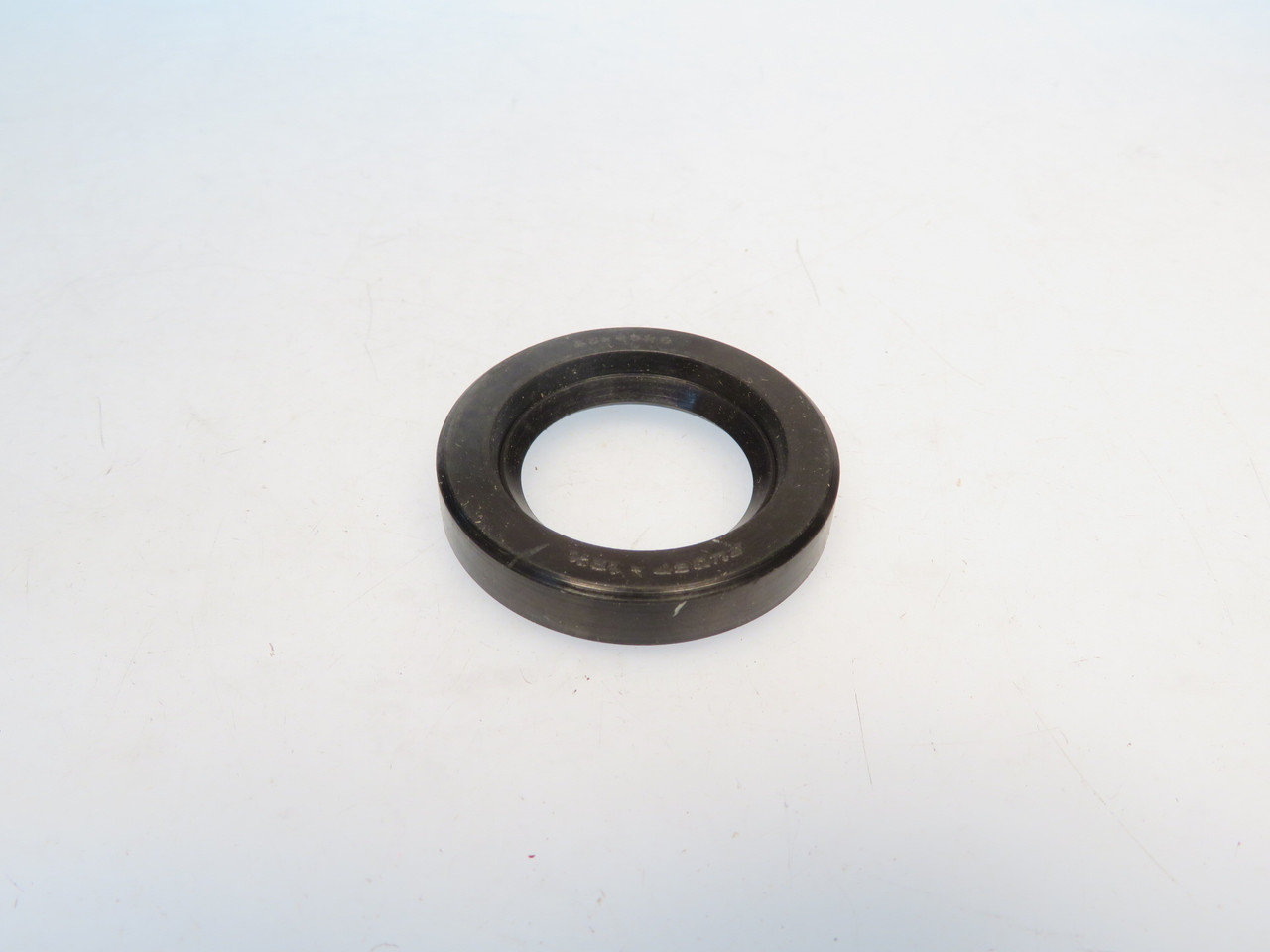 Ford Cortina w/ M.T. 1967-1970 Gearbox Transmission Front Oil Seal  NA179