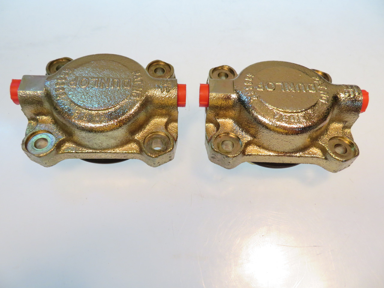 Jaguar XK150 & MKX 3.8L 1 11/16" Rear Brake Caliper Piston & Cylinder Assemblies  64329316