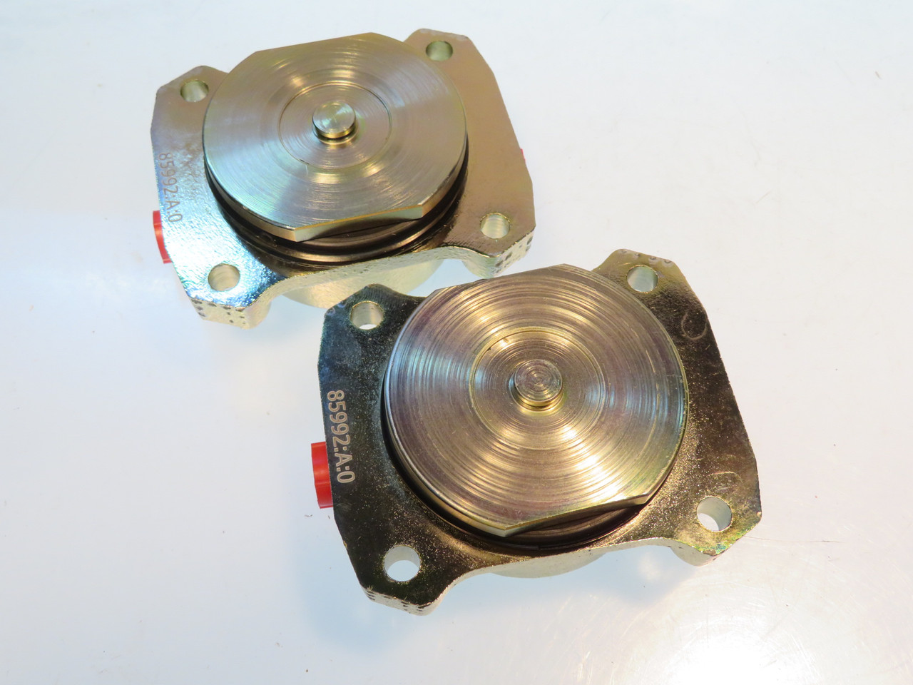 Jaguar XKE Ferrari 250 GT Alvis 3 Litre Aston Martin DB4 1 3/4" Rear Brake Caliper Piston & Cylinder Assemblies 64932066