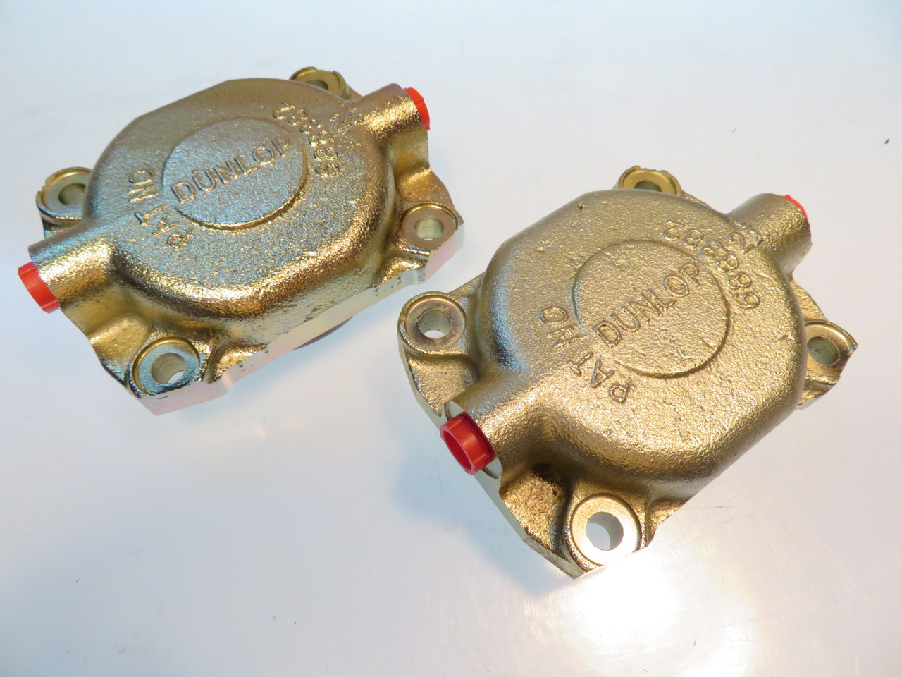 Facel Vega Jaguar MK9 & Lagonda Rapide 2 1/2" Front Brake Caliper Piston & Cylinder Assemblies  64329340