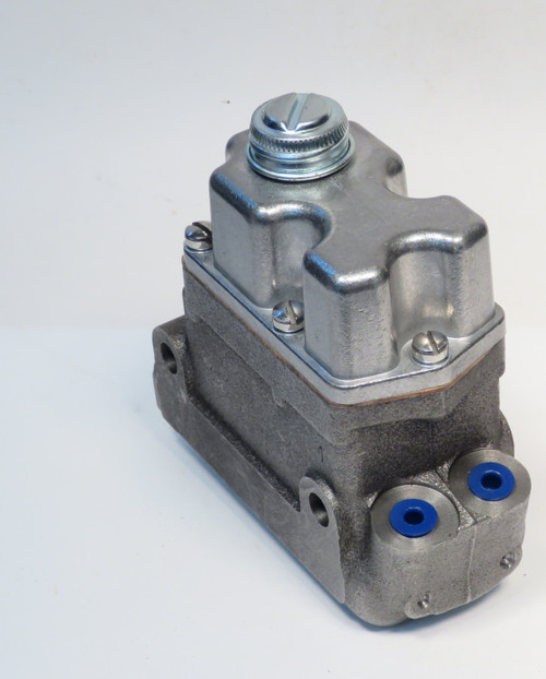 MGA 1600 & Austin Healey Bugeye Sprite 7/8" Bore Brake Master Cylinder 102467