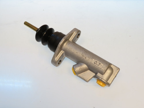 .700 Bore Master Cylinder Fits Massey Ferguson Tractors 200 500 & 600 Series