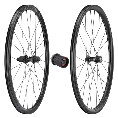 Campagnolo Levante 700c Carbon Gravel Wheelsets ΓÇô Unidirectional H.U.L.C. Carbon, Center Lock Disc, Tubeless Ready, 12x100-142mm Thru Axle, 24H Spokes WC400AAP1A110