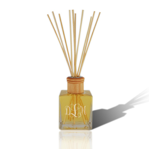 Personalized Reed Diffuser with Essential Oil