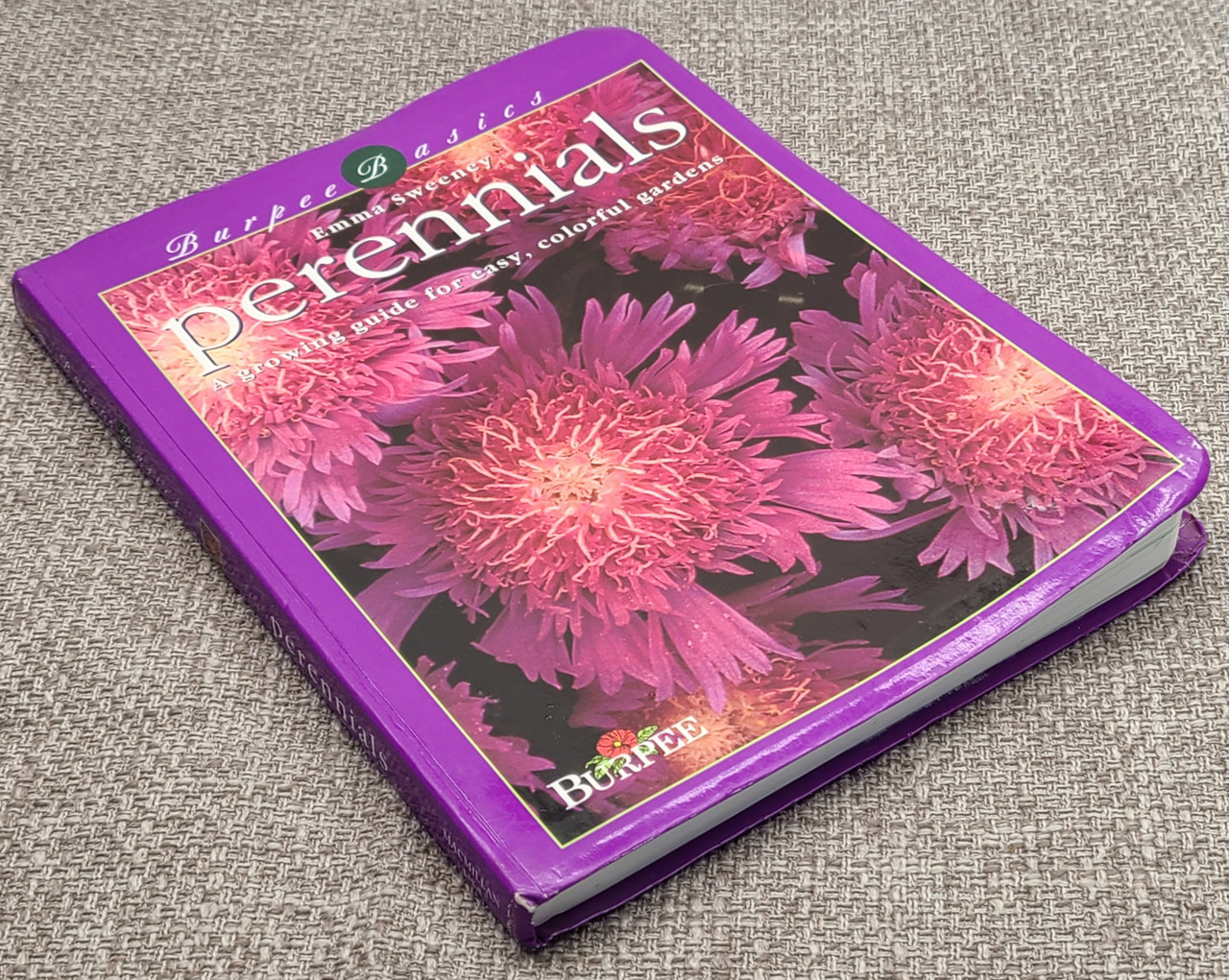 "Perennials" Book - A Growing Guide for Easy, Colorful Gardens "Perennials" Book - A Growing Guide for Easy, Colorful Gardens
