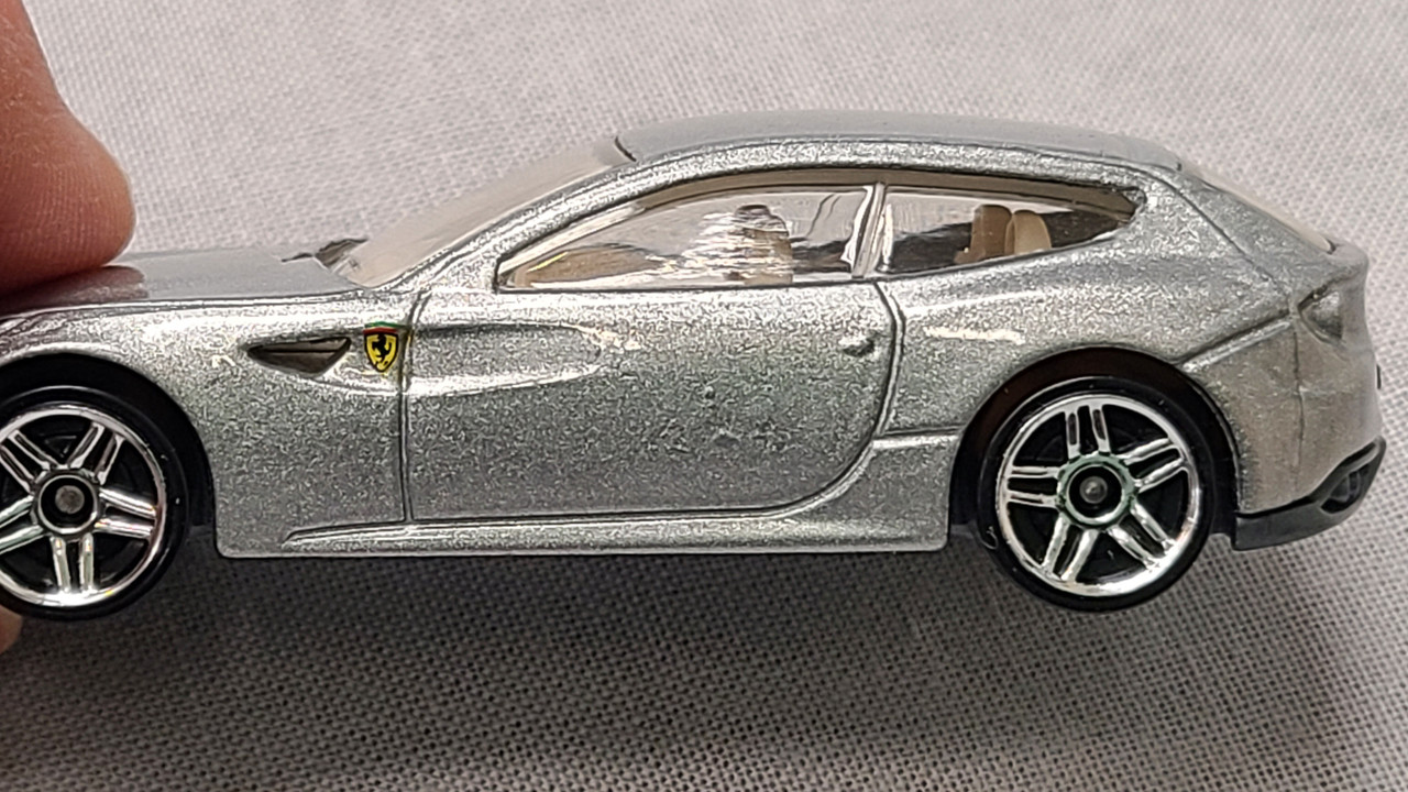 Hot Wheels 2011 Silver Ferrari FF 1:64 scale