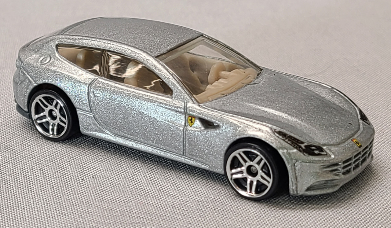 Hot Wheels 2011 Silver Ferrari FF 1:64 scale