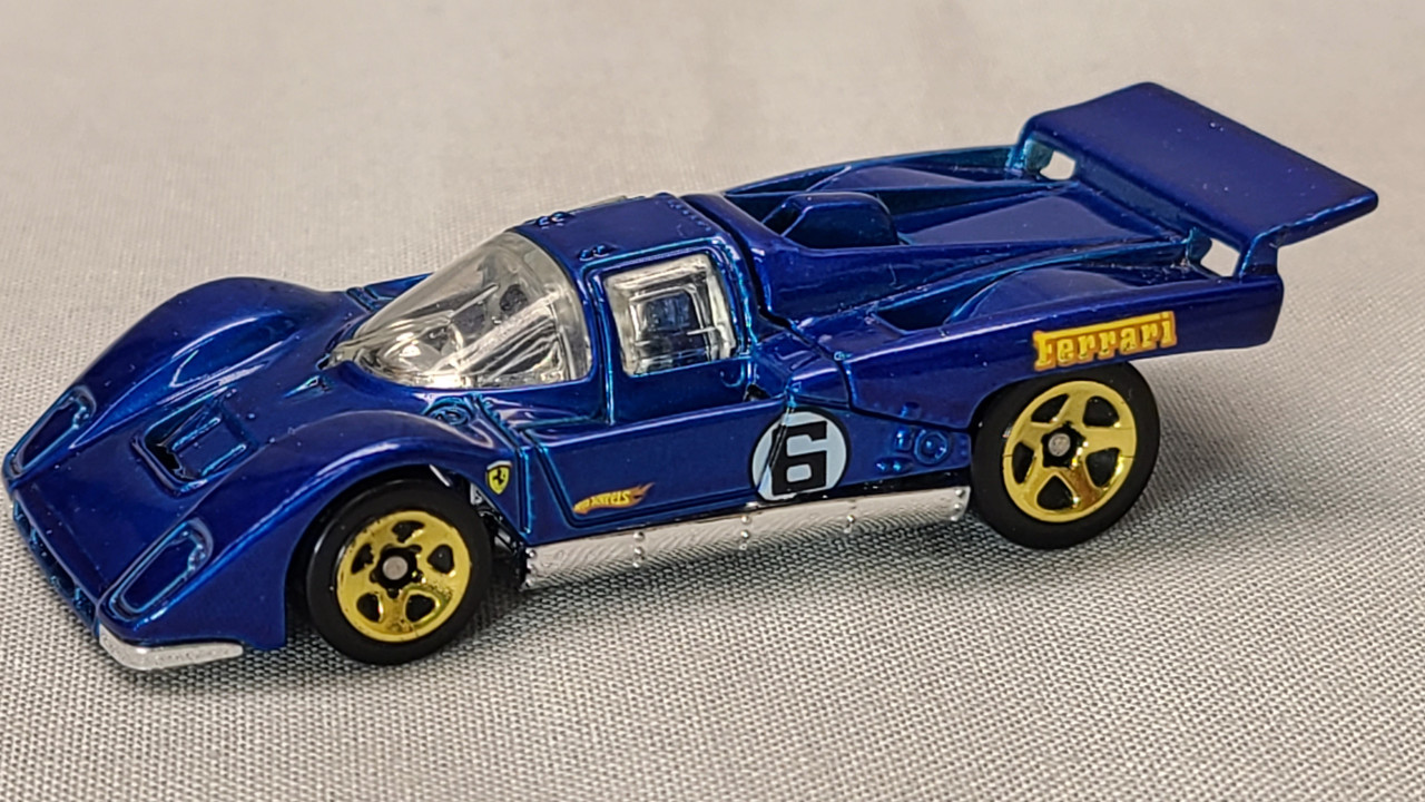 Hot Wheels 2006 Blue Ferrari 512M 1:64 scale