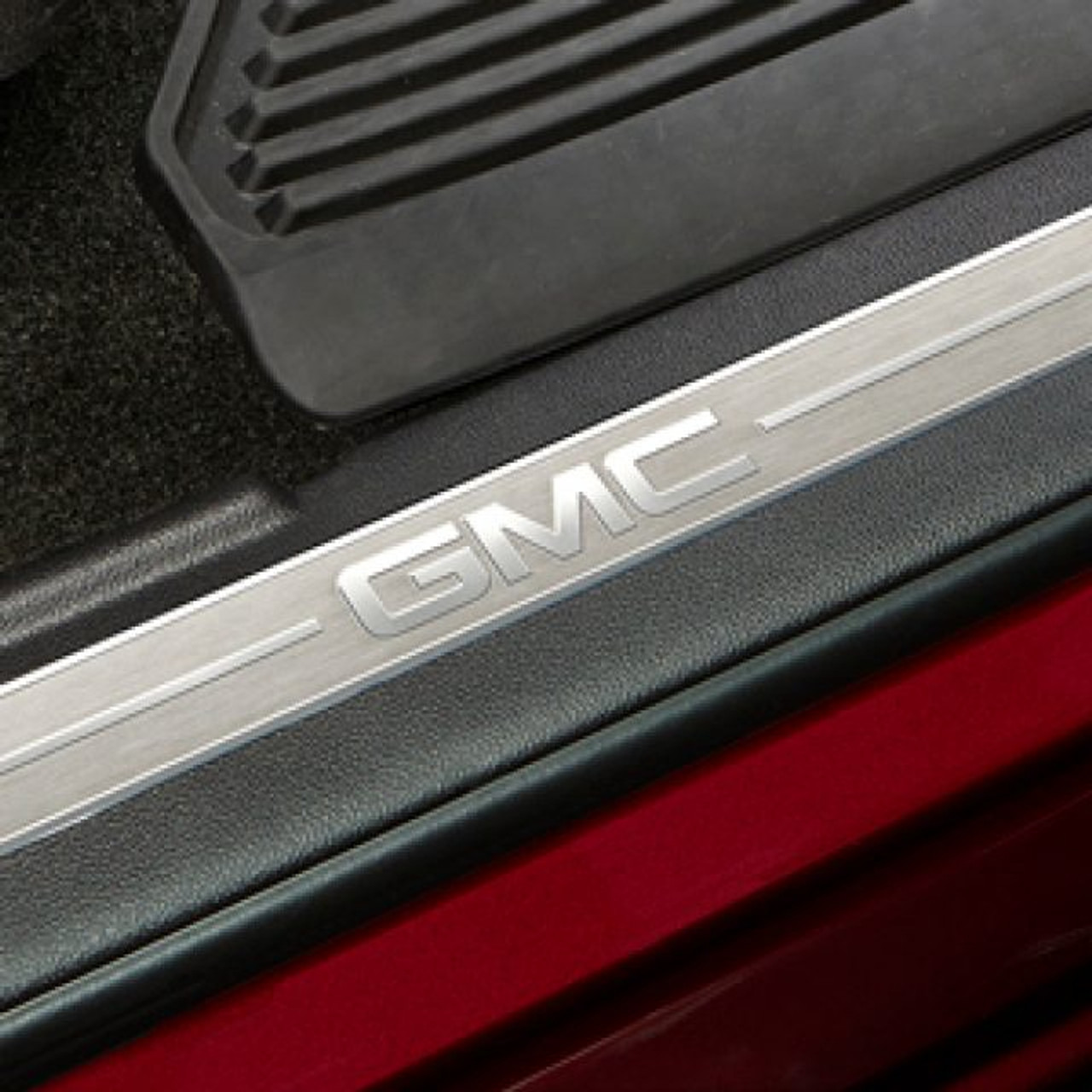 GMC 2014-2019 Sierra Front Door Sill Plates with Logo