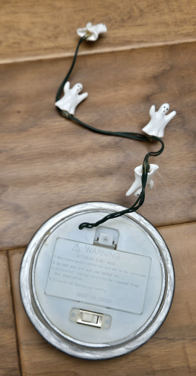Boyd's Glass Bug Jar W/ Lighted Ghosts w/ Box
