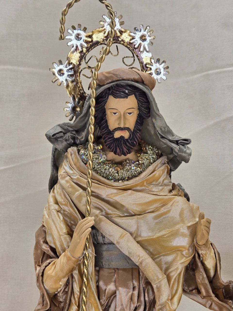 18" Jesus, Mary, Joseph Holy Christmas Nativity (Sage/Gold) 18" Jesus, Mary, Joseph Holy Christmas Nativity (Sage/Gold)