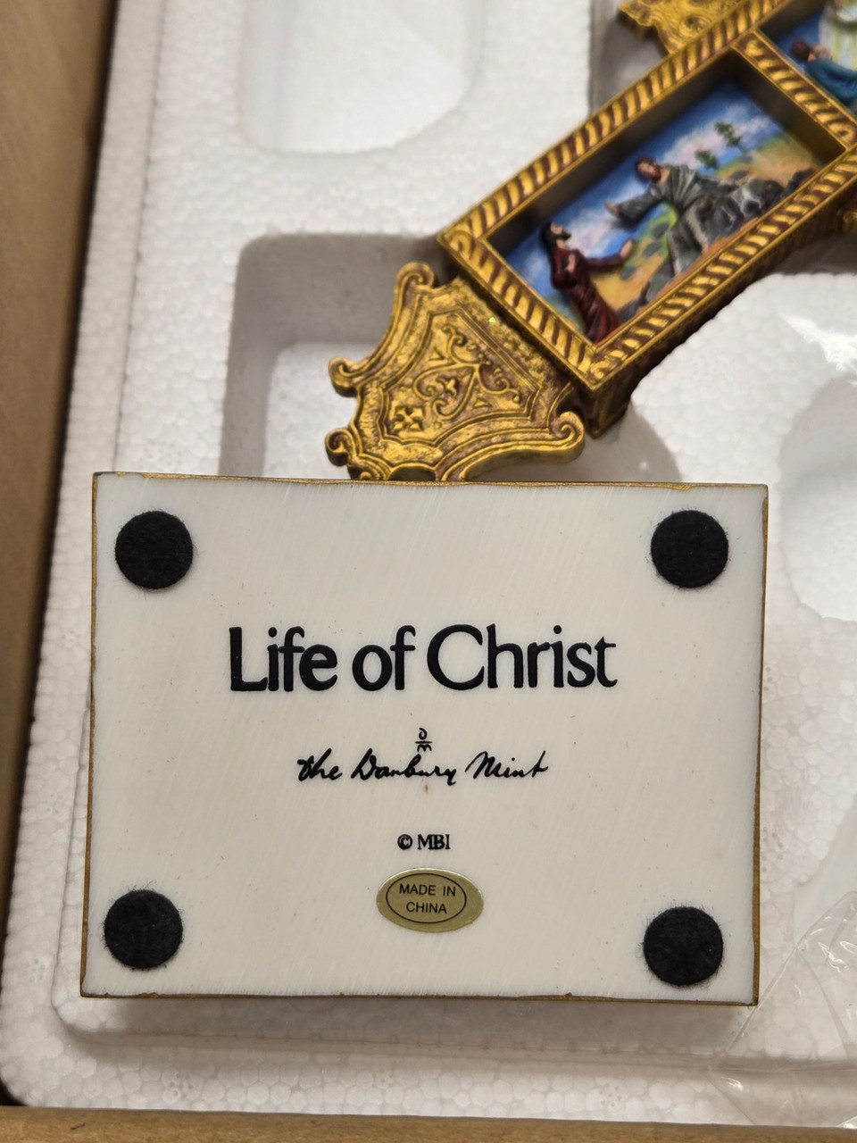Danbury Mint LIFE OF CHRIST Cross 3D Images Jesus in Box Danbury Mint LIFE OF CHRIST Cross 3D Images Jesus in Box