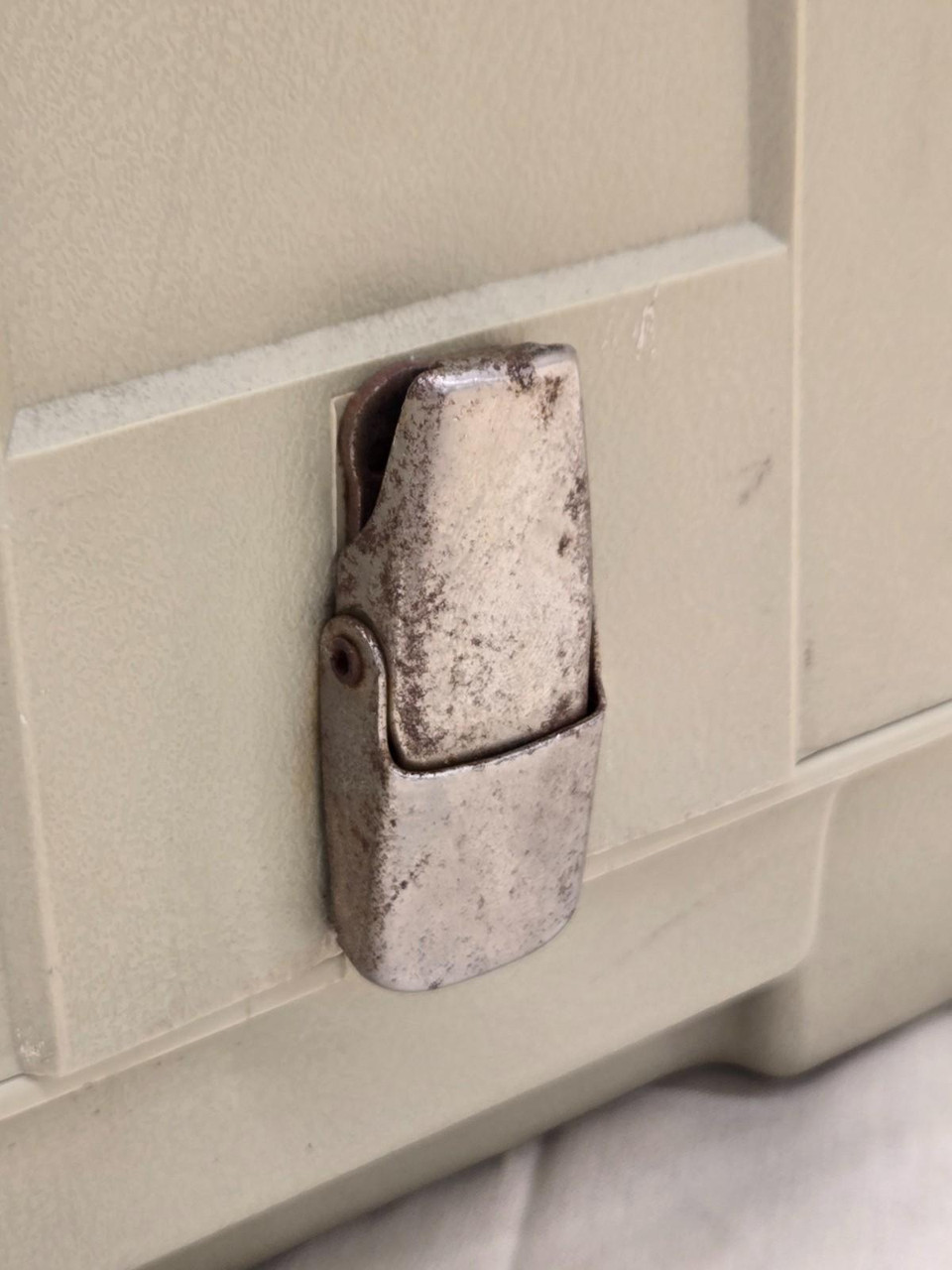 Vintage Sears Kenmore 158.14100 Sewing Machine w/ Pedal & Case Vintage Sears Kenmore 158.14100 Sewing Machine w/ Pedal & Case