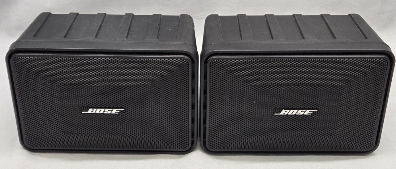 2 BOSE 1984 Model 101 Music Monitor Speakers - Mountable 2 BOSE 1984 Model 101 Music Monitor Speakers - Mountable