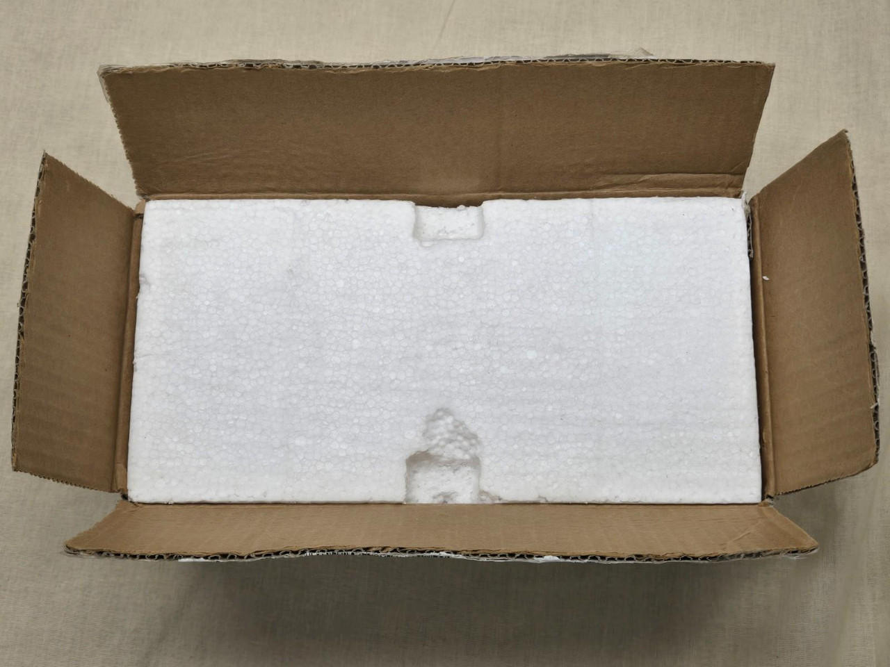 3 Danbury Mint Santa Around the World Ornaments - Austria, Norway, USA 3 Danbury Mint Santa Around the World Ornaments - Austria, Norway, USA