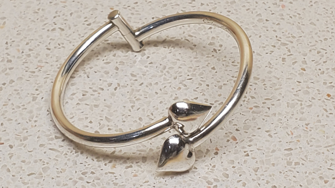 Vintage Mexican Sterling Silver Hinged Heart Bangle Bracelet