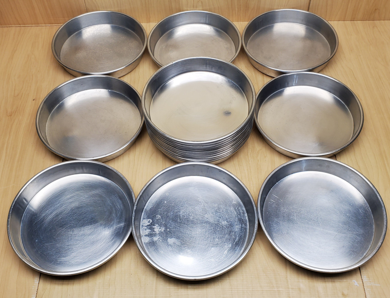 19 Aluminum Mirro 8" Round Baking Pans-Cake,Pizza