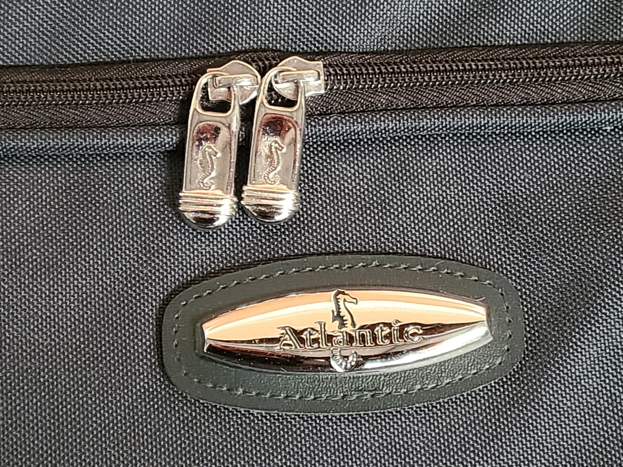 New Green Atlantic Travel Garment Bag