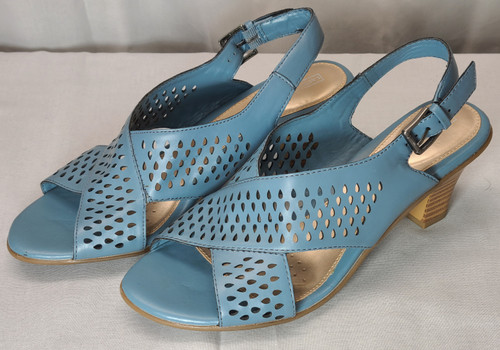 Laura Scott "Christa" Blue Sandal Heeled Shoes (size 7.5)