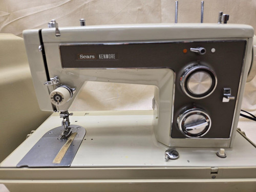 Vintage Sears Kenmore 158.14100 Sewing Machine w/ Pedal & Case Vintage Sears Kenmore 158.14100 Sewing Machine w/ Pedal & Case