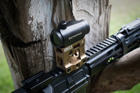 Why Every MCK Needs a Red Dot Sight 