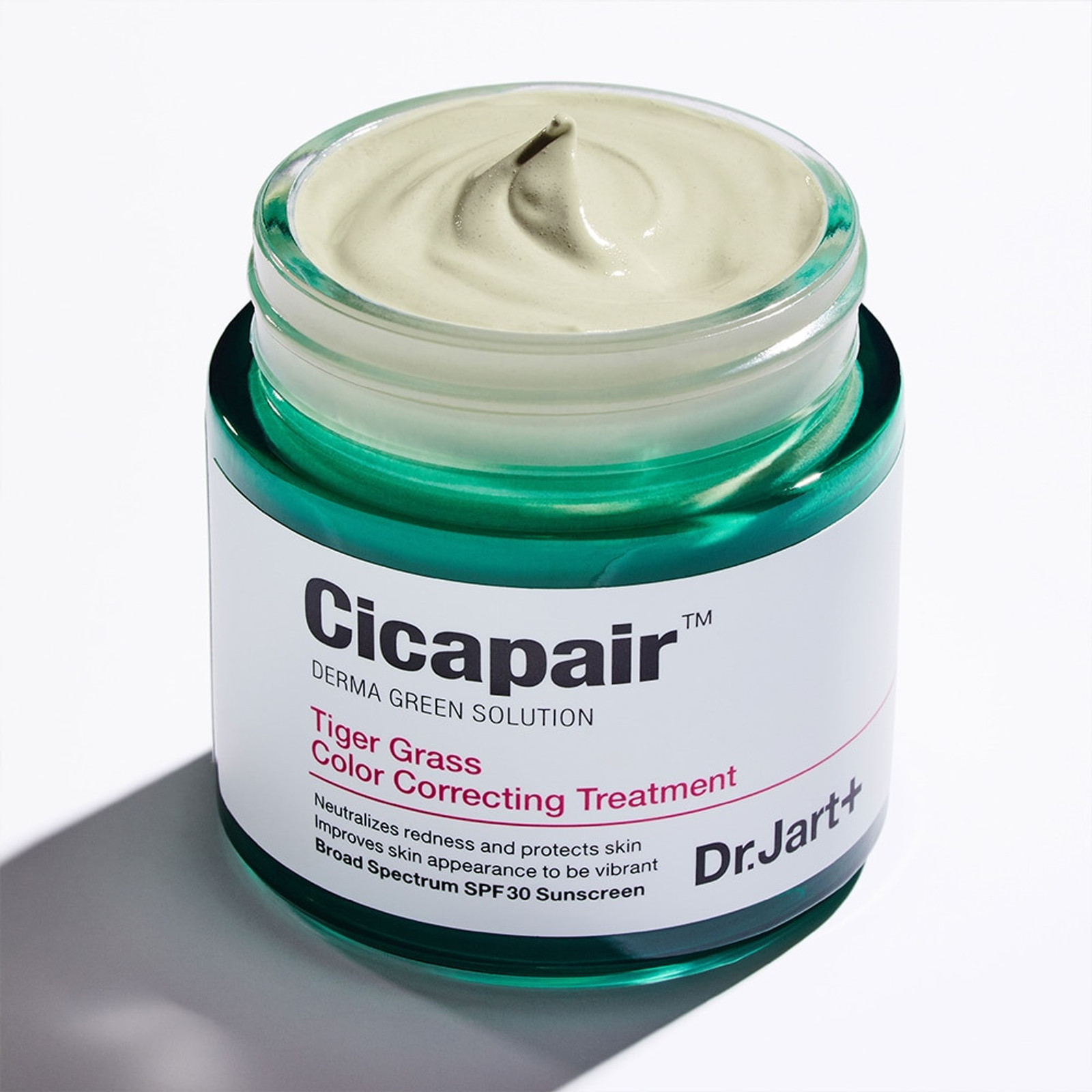 Dr. Jart+'s Cicapair Tiger Grass Color Correcting Review