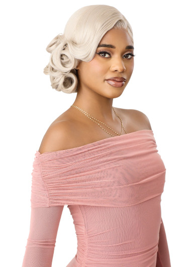 OUTRE Synthetic Melted HairlineHD Lace Front Wig - MH 131