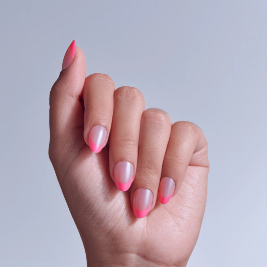 KISS Core Design Press On Nail - SHINING BRIGHT