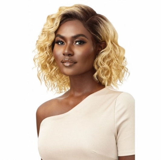 OUTRE Synthetic Melted Hairline HD Deluxe Wide Lace Front Wig - THAIS OUTRE Synthetic Melted Hairline HD Deluxe Wide Lace Front Wig - THAIS