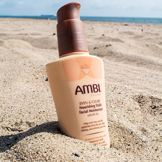 Ambi Even & Clear Daily Facial Moisturizer SPF 30 (3.5 oz)