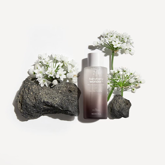 HARUHARU Wonder Black Rice Hyaluronic Toner (5.1 oz)