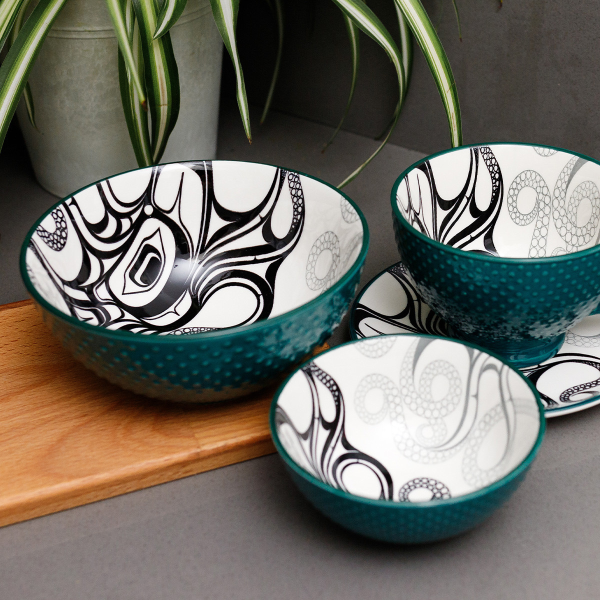 Porcelain Art Bowl (Small) - Octopus (Nuu), Ernest Swanson, Haida