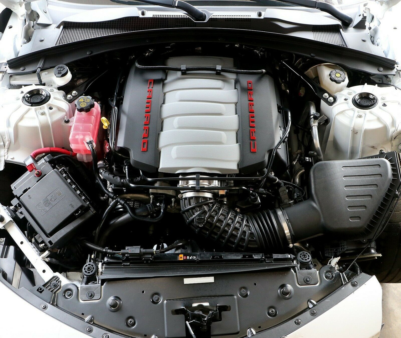 2022 camaro zl1 engine