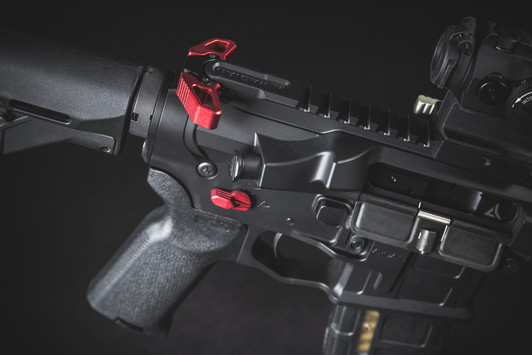 RAPTOR COMPETITION CHARGING HANDLE, AR15, RED