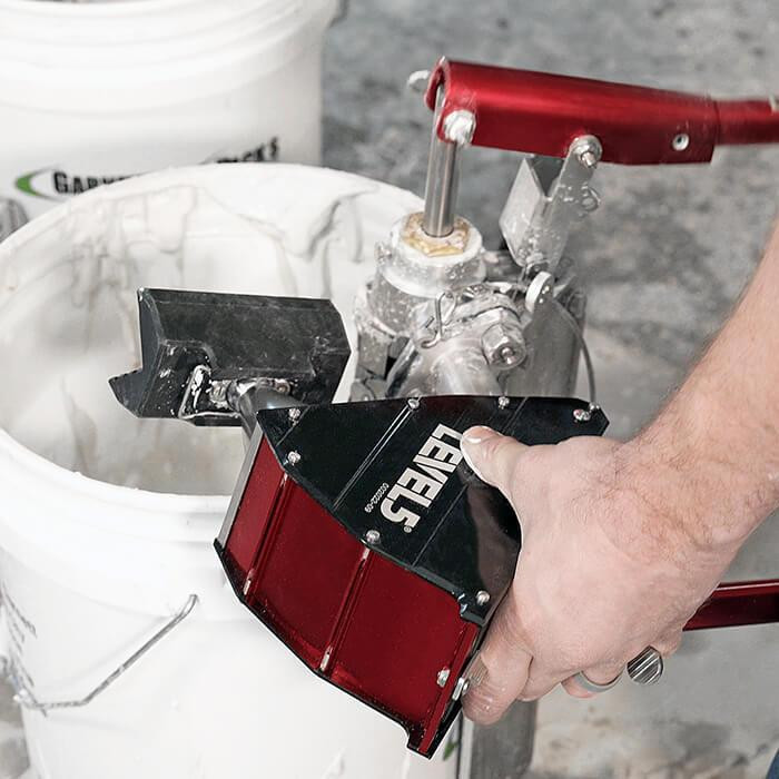 LEVEL5 Corner Applicator Box, 7in - Wind-lock