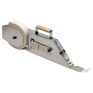 KRAFT TOOL Kraft Tool "Kansas City" Drywall Taper w/ Wood Handle & Web Strap, Right-Handed 