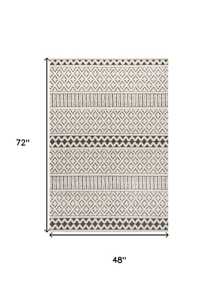 4' X 6' Cream And Black Trellis Indoor Outdoor Area Rug