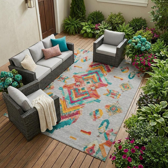 9' X 12' Silver And Ivory Tribal Washable Indoor Outdoor Area Rug
