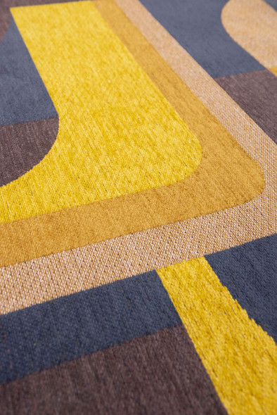 8' Yellow And Black Geometric Washable Round Rug
