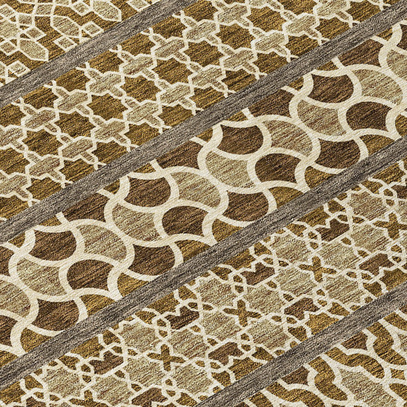 8' Brown And Taupe Round Quatrefoil Washable Indoor Outdoor Area Rug