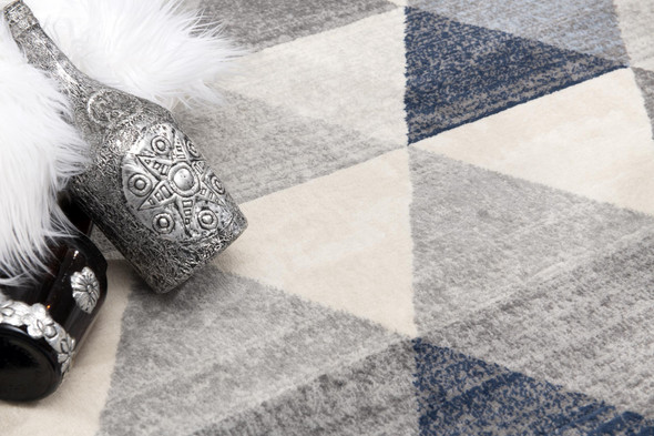 2' X 3' Navy Blue Geometric Diamond Scatter Rug
